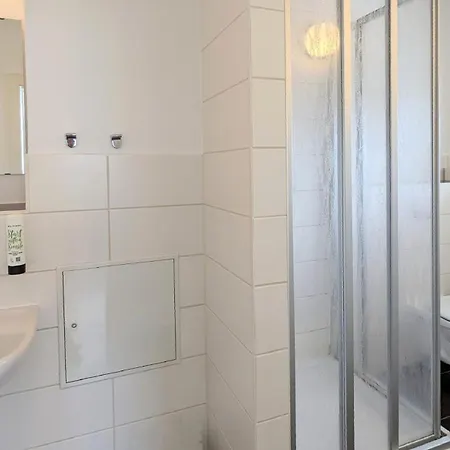 Gwg Iii Apartment *